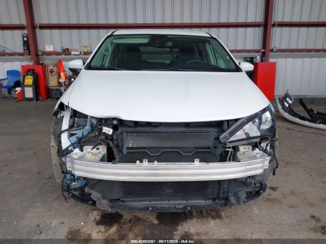 2C4RC1CG8PR535557 Chrysler Voyager Lx