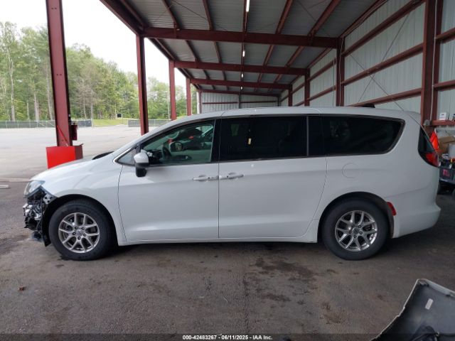 2C4RC1CG8PR535557 Chrysler Voyager Lx