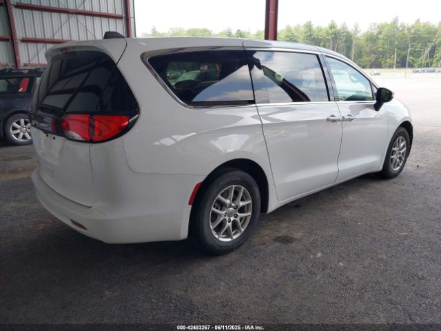 2023 CHRYSLER VOYAGER 2C4RC1CG8PR535557 Photo 3