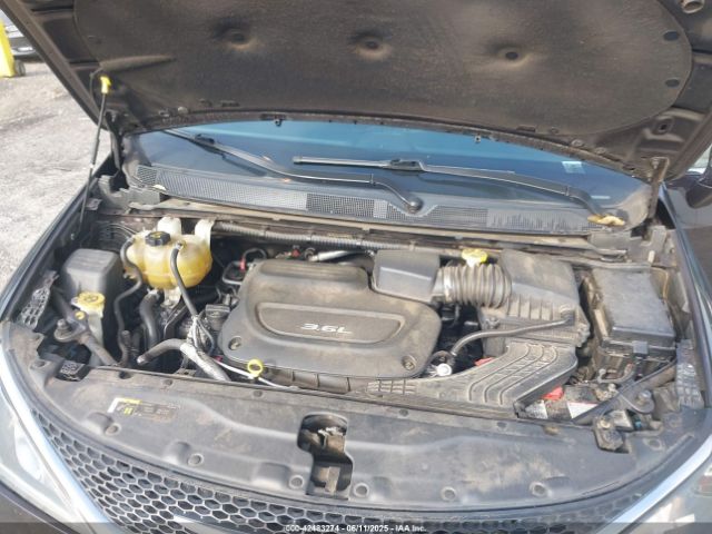2018 CHRYSLER PACIFICA 2C4RC1FG5JR117198 Photo 9