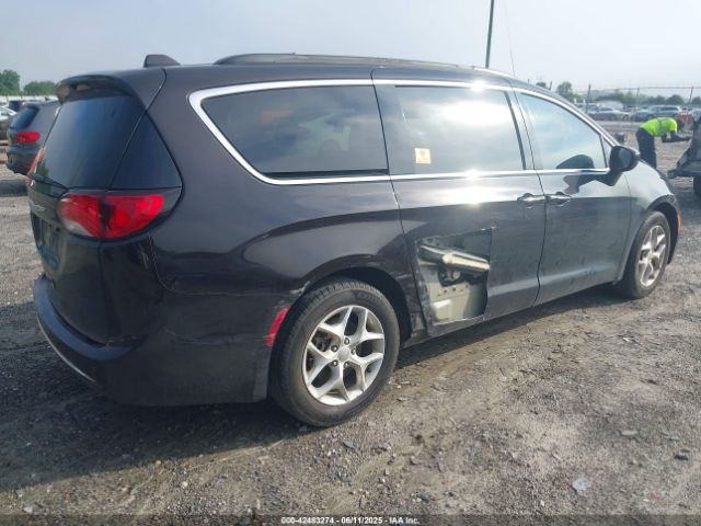 2018 CHRYSLER PACIFICA 2C4RC1FG5JR117198 Photo 3
