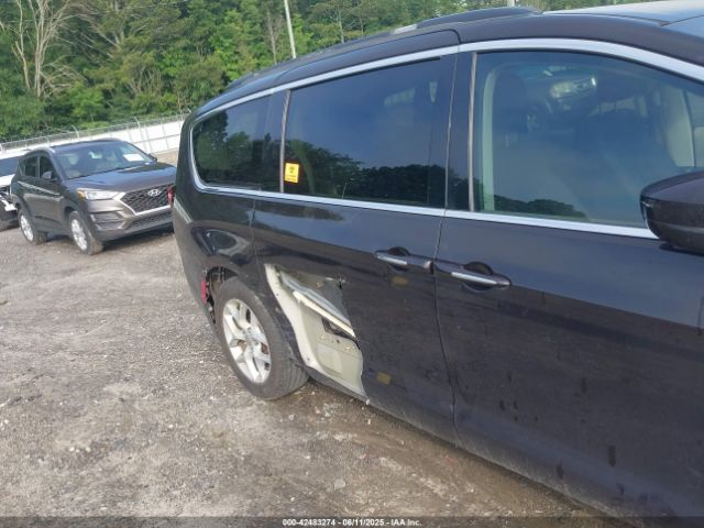 2018 CHRYSLER PACIFICA 2C4RC1FG5JR117198 Photo 5