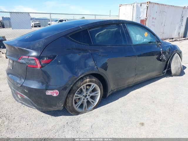 Tesla 2024 2024 7SAYGDED1RF053597 Image 4