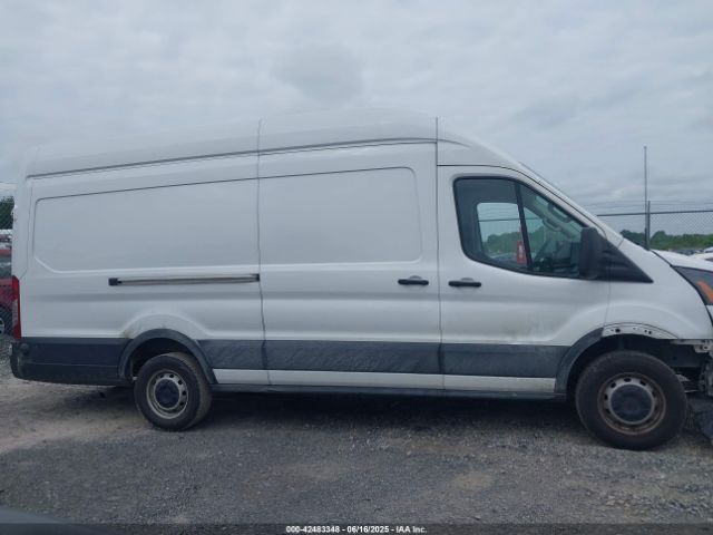 1FTBR3X89RKA14329 Ford Transit-250 Cargo Van