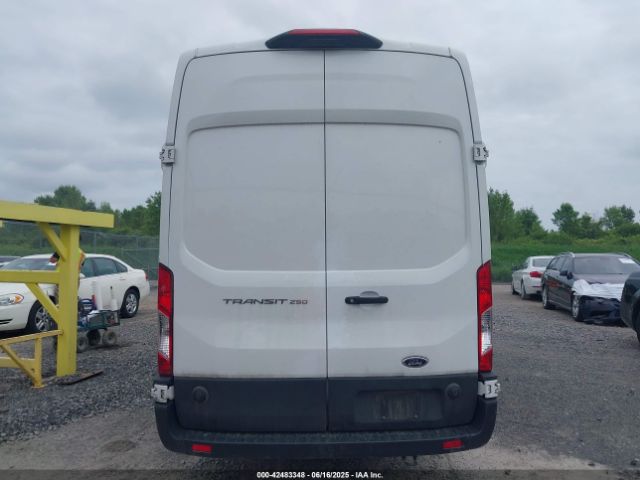 1FTBR3X89RKA14329 Ford Transit-250 Cargo Van