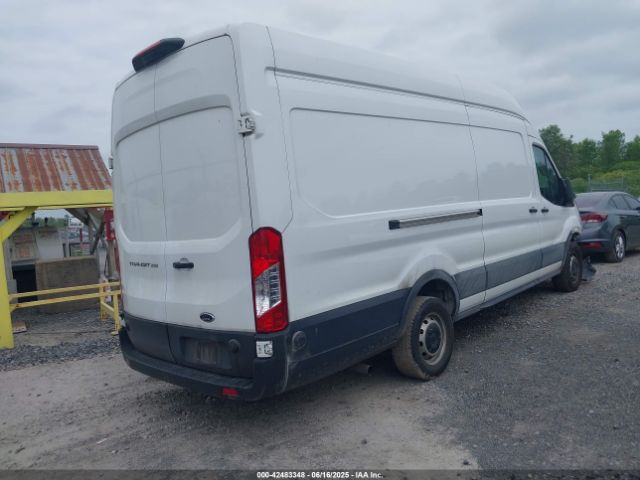 1FTBR3X89RKA14329 Ford Transit-250 Cargo Van