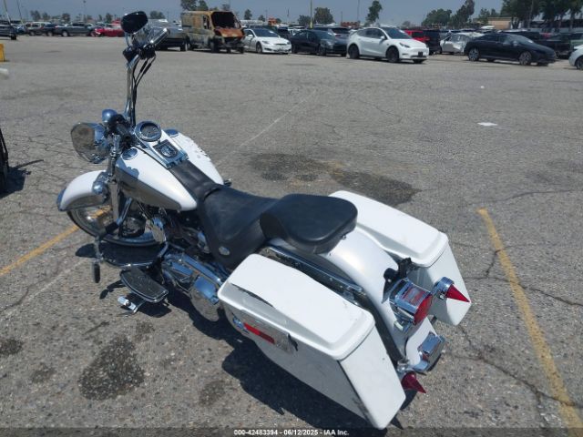 2008 HARLEY-DAVIDSON FLSTC 1HD1BW5368Y025727 Photo 2