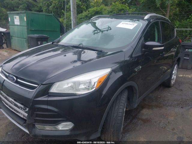 1FMCU9J95EUA89174 Ford Escape Titanium