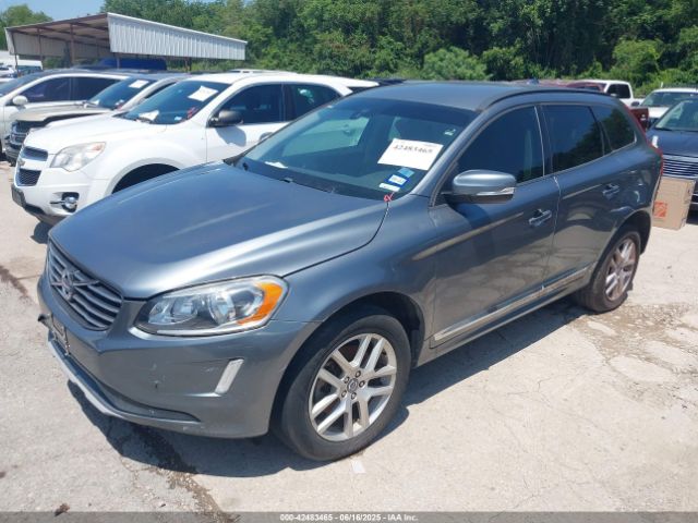 2017 VOLVO XC60 YV440MDJ7H2097982 Photo 1