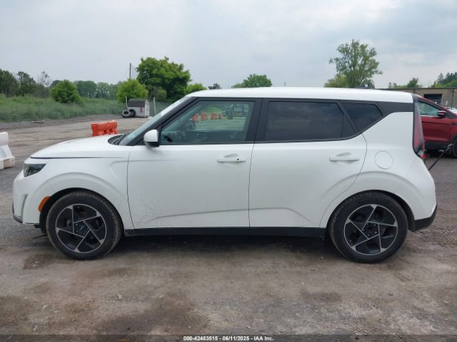 KNDJ33AU8P7852970 KIA SOUL EX