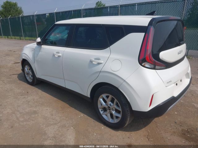 KNDJ23AU7P7210968 KIA SOUL LX