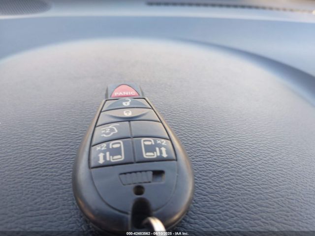 2014 CHRYSLER TOWN & COUNTRY 2C4RC1BG8ER434940 Photo 10