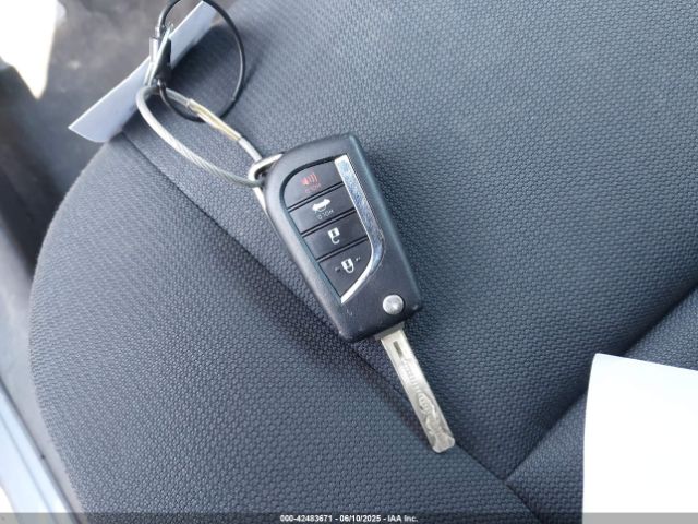 5YFB4MDE2PP013777 Toyota COROLLA LE