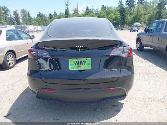 7SAYGDEE5RF126186 Tesla Model Y