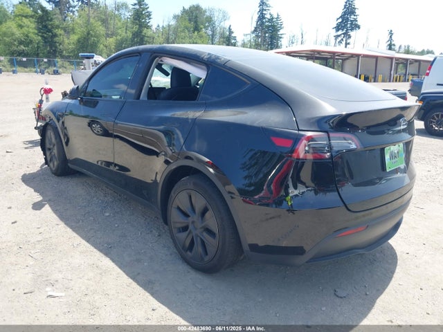 7SAYGDEE5RF126186 Tesla Model Y