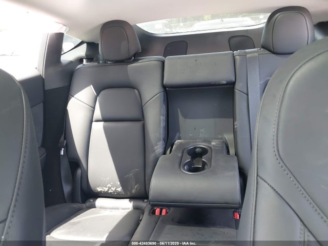 7SAYGDEE5RF126186 Tesla Model Y