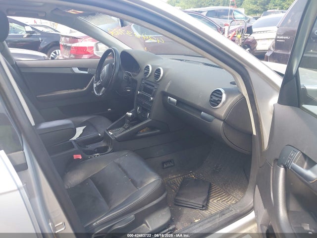 2013 AUDI A3 WAUBEAFM3DA006916 Photo 4