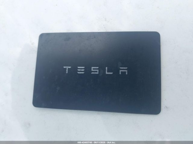 5YJ3E1EB6NF168930 Tesla MODEL 3