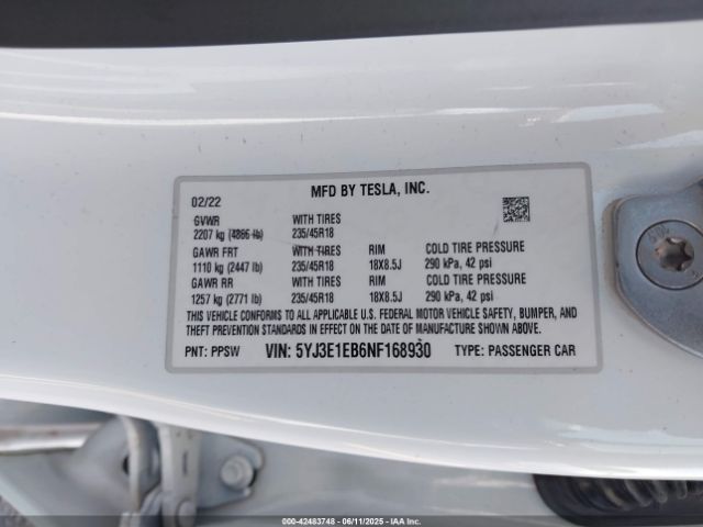 5YJ3E1EB6NF168930 Tesla MODEL 3