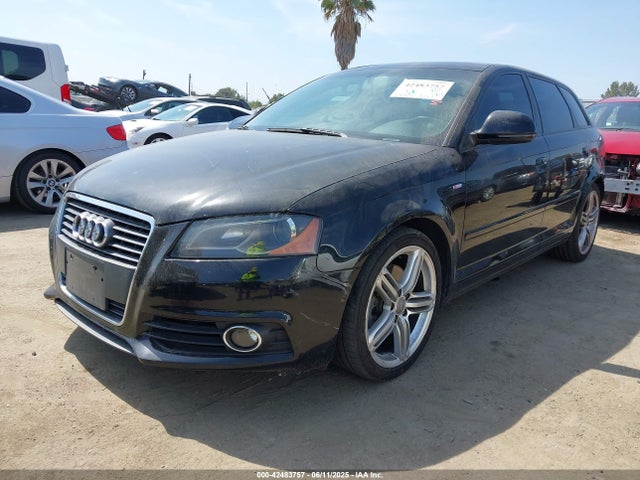 2010 AUDI A3 WAUPEAFM6AA036414 Photo 1