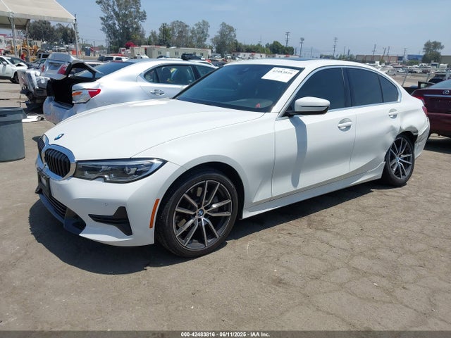 BMW 330I 2021 WBA5R1C03MFK81966 Image 2