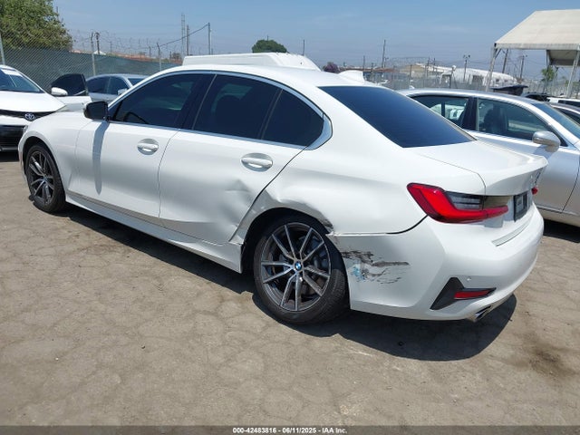 BMW 330I 2021 WBA5R1C03MFK81966 Image 3