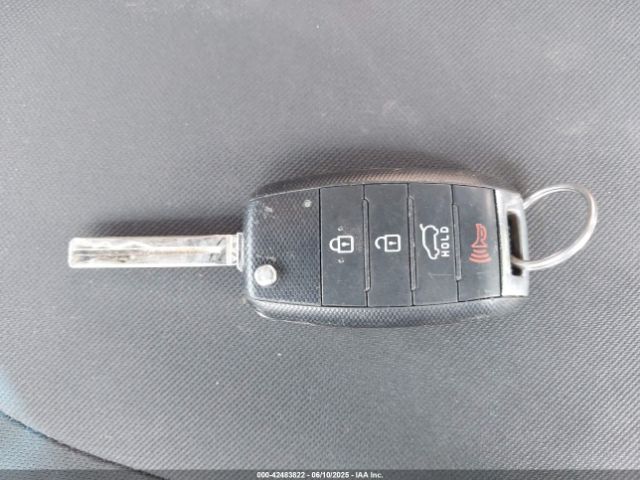KNDJN2A29E7014138 KIA Soul