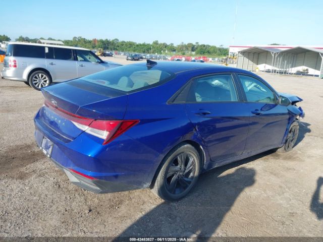 2022 HYUNDAI ELANTRA KMHLM4AG5NU296004 Photo 3