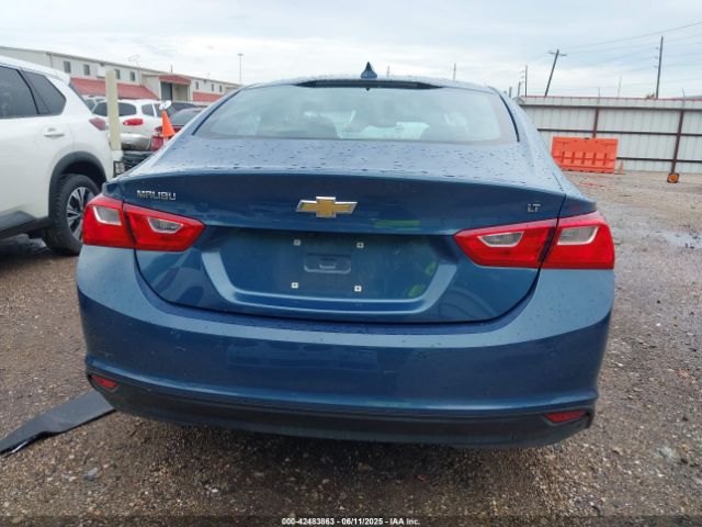 1G1ZD5STXSF119828 Chevrolet Malibu Fwd 1lt
