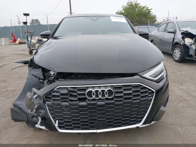 WAUAUDGY3RA041173 Audi 40 tfsi (2.0t)