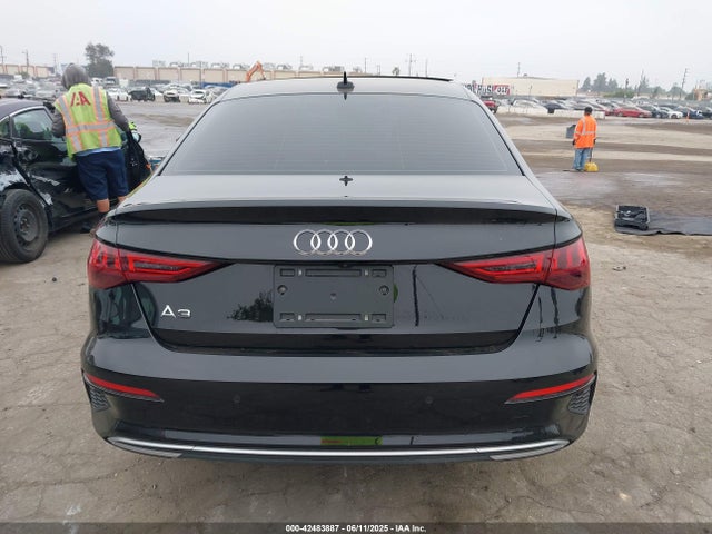 WAUAUDGY3RA041173 Audi 40 tfsi (2.0t)
