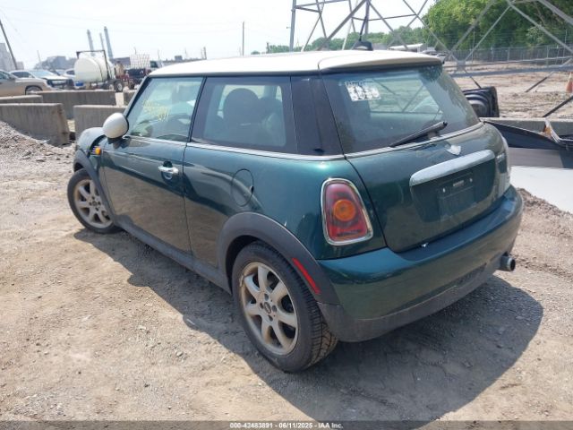 2009 MINI COOPER WMWMF33549TU71313 Photo 2