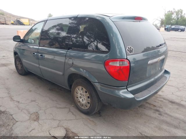2006 CHRYSLER TOWN & COUNTRY 1A4GP45R76B712988 Photo 2