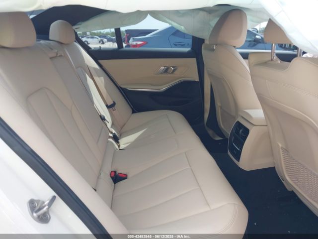 2021 BMW 330I 3MW5R1J09M8C08399 Photo 7