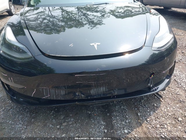 2022 TESLA MODEL 3 5YJ3E1EBXNF200343 Photo 5