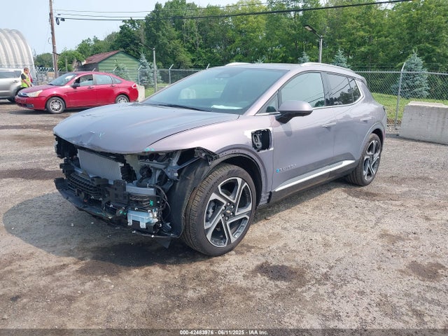 3GN7DMRP3RS252638 Chevrolet x0b+ec3
