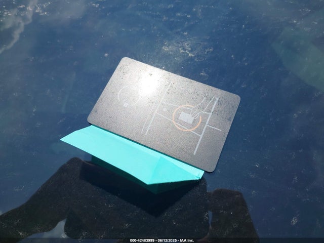 2025 TESLA MODEL 3 5YJ3E1ET8SF932622 Photo 10