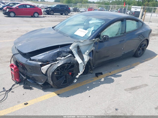 2025 TESLA MODEL 3 5YJ3E1ET8SF932622 Photo 1