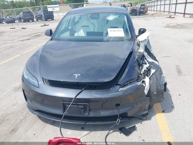 2025 TESLA MODEL 3 5YJ3E1ET8SF932622 Photo 5