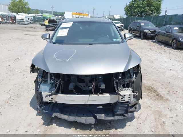 2T2BZMCA8HC062690 Lexus 2017