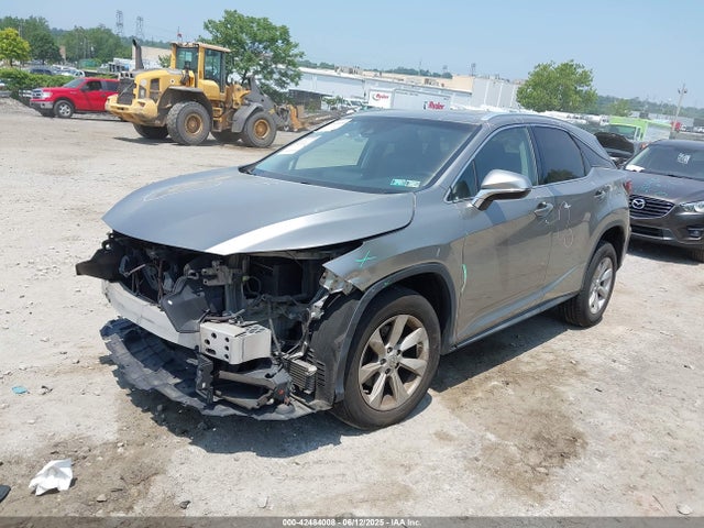 2T2BZMCA8HC062690 Lexus 2017