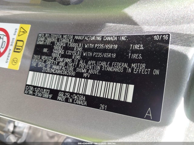 2T2BZMCA8HC062690 Lexus 2017