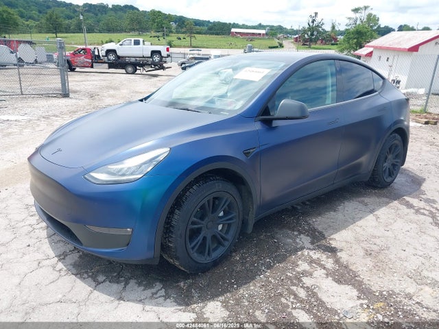 2021 TESLA MODEL Y 5YJYGDEEXMF188575 Photo 1