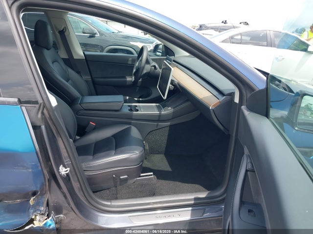 2021 TESLA MODEL Y 5YJYGDEEXMF188575 Photo 4