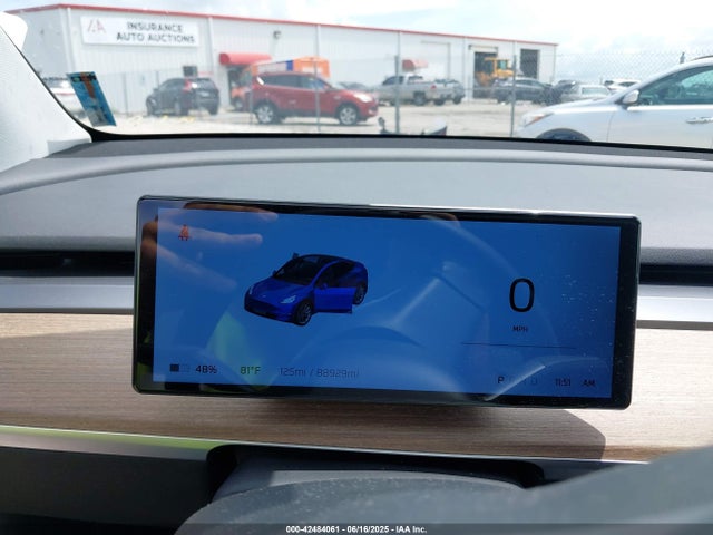 2021 TESLA MODEL Y 5YJYGDEEXMF188575 Photo 6