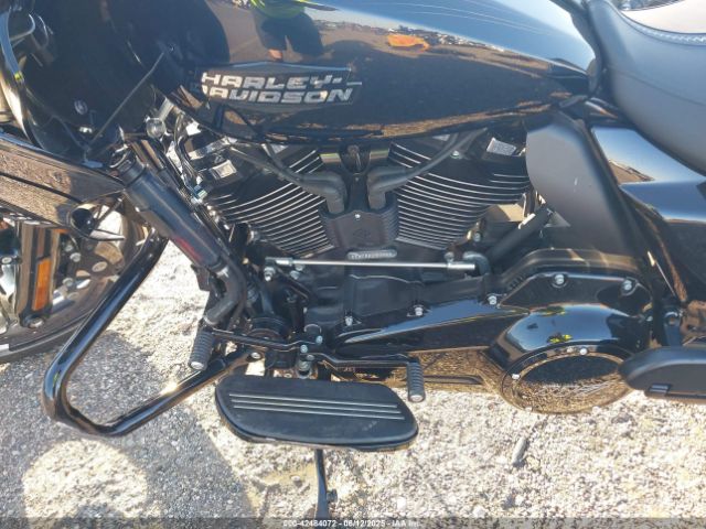 2024 HARLEY-DAVIDSON FLTRX 1HD1KH716RB620296 Photo 8