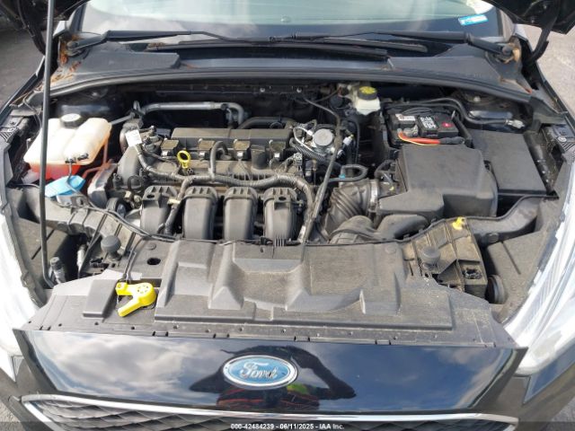 1FADP3F27HL241397 Ford FOCUS SE