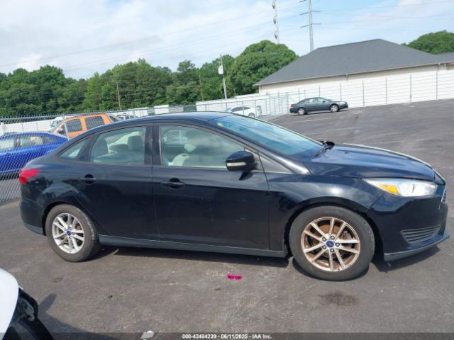 1FADP3F27HL241397 Ford FOCUS SE