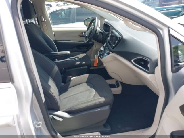 2023 CHRYSLER VOYAGER 2C4RC1CG2PR550068 Photo 4