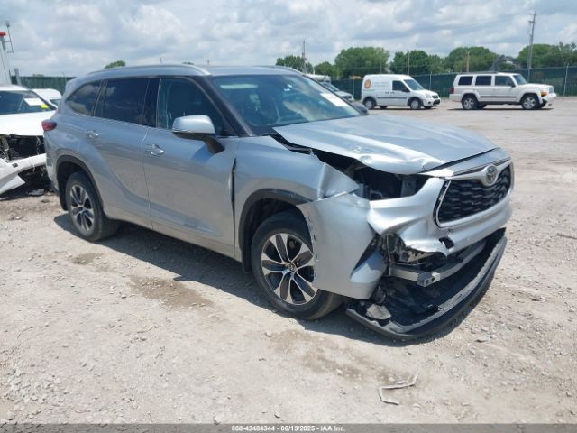 2022 TOYOTA HIGHLANDER 5TDGZRBH0NS251567